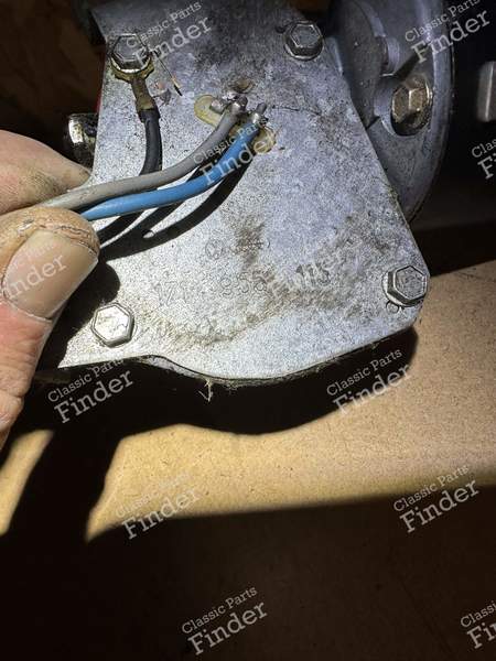 Moteur essuie-glace avant - VOLKSWAGEN (VW) Golf I / Rabbit / Caddy / Jetta - 171955113- 2