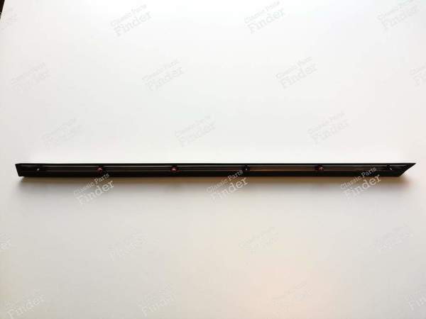 Seitenleiste hinten rechts - MERCEDES BENZ S (W116) - A1167300280- 7