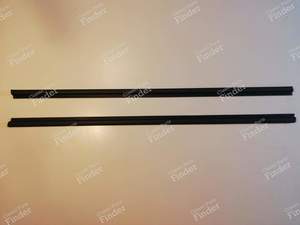 Left and right front lower door trim - BMW 5 (E34) - thumb-1