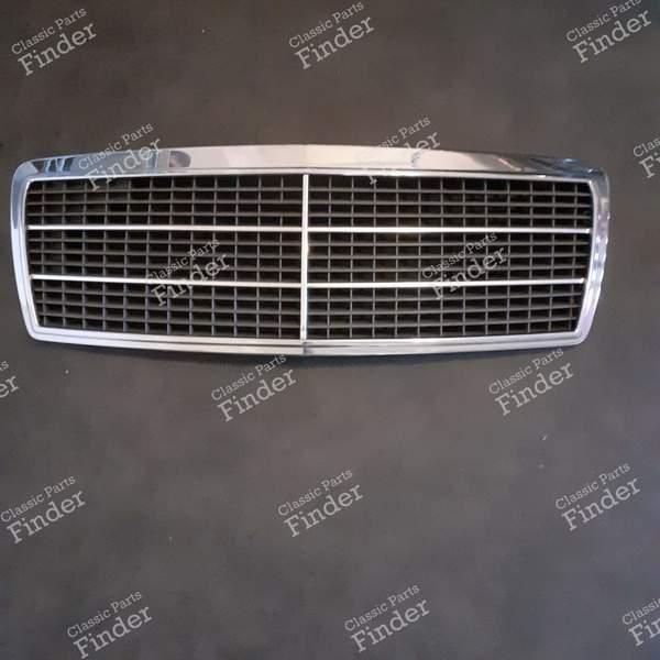 Calandre - MERCEDES BENZ C (W202) - 2028880023- 1