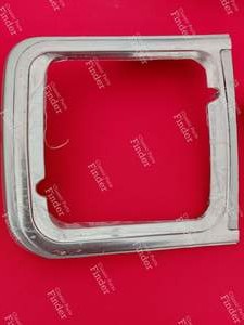 Headlight surround - RENAULT 6 (R6)