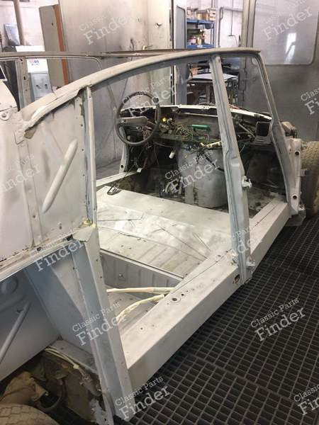 Neu gestaltetes Fahrgestell - CITROËN DS / ID - 4