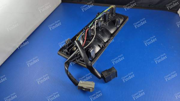 Rücklichthalterungsplatte - PEUGEOT 205 - 72275- 3