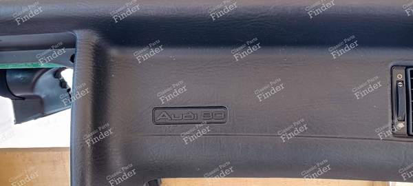 Dashboard with center console - AUDI 80/90 (B3/B4) - 1