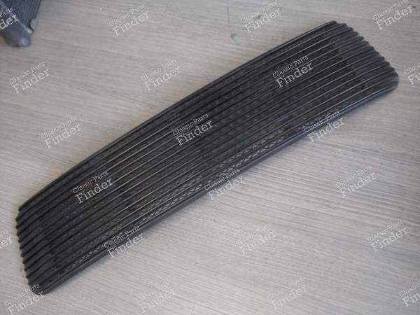 GRILLE DE CAPOT MOTEUR - PORSCHE 911 / 912 E (G Modell) - 91155941100 Equiv. 91155941101 / 91155904104- 3