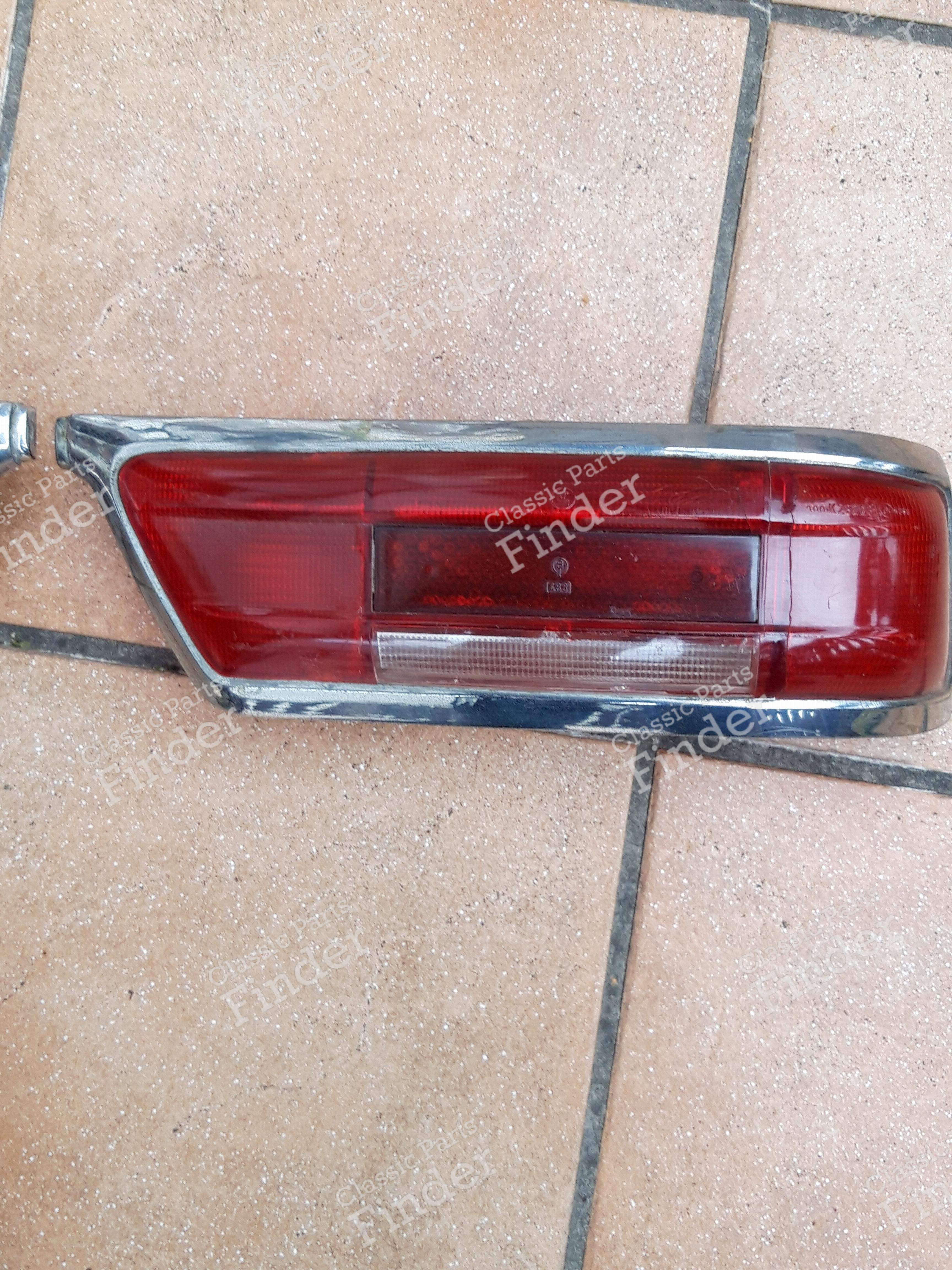 Taillights red/red - MERCEDES BENZ SL (W113) (Pagode) - Ref