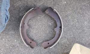 Rear Brake Shoes - NISSAN Vanette (C22) - 41060-G2525- thumb-1
