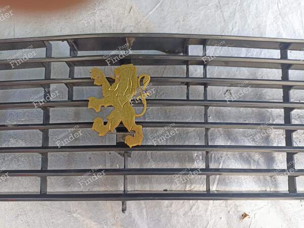 Calandre plastique - PEUGEOT 204 - 3