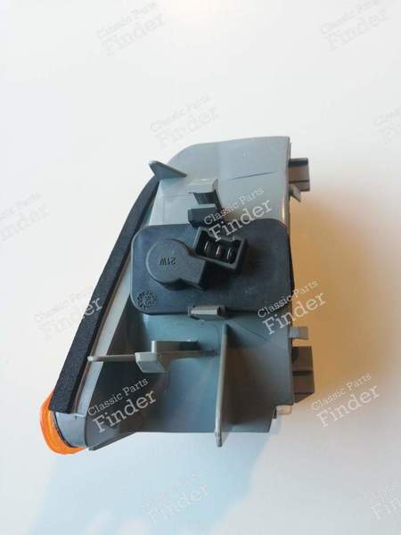 Right front flasher/monitor phase 2 - PEUGEOT 305 - 4018D- 5