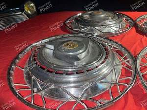 Ein Set zu 4 Radkappen mit Schmetterlingen - CITROËN DS / ID - thumb-2