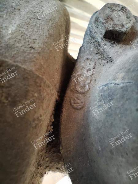 Pompe à eau, boîtier de thermostat - VOLKSWAGEN (VW) T3 - 056121013- 5