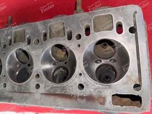 Original cylinder head - RENAULT 8 / 10 (R8 / R10) - thumb-1