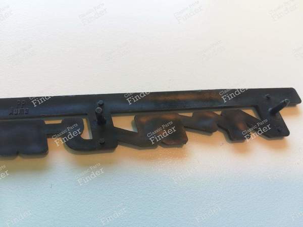 Rear logo - TRABANT 601 / 1.1 - 0311476015- 6