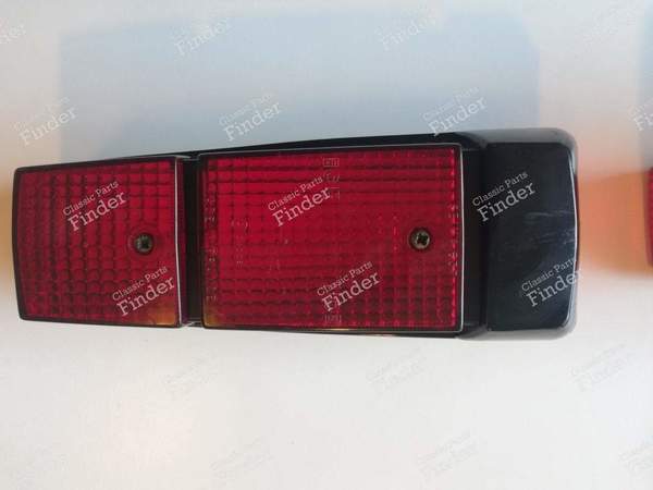 Pair of rear lights - CITROËN DS / ID - 637- 5
