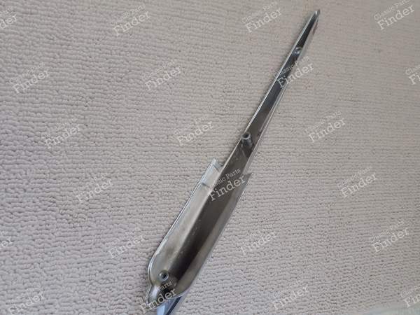 Hood ornament - CHEVROLET Fleetmaster - GMC 3- 3