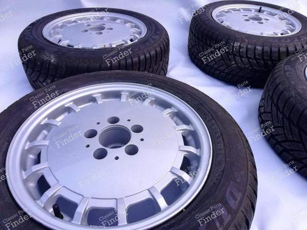 16-inch 'Gullideckel' alloy wheels - MERCEDES BENZ 190 (W201) - 1294000102- 0
