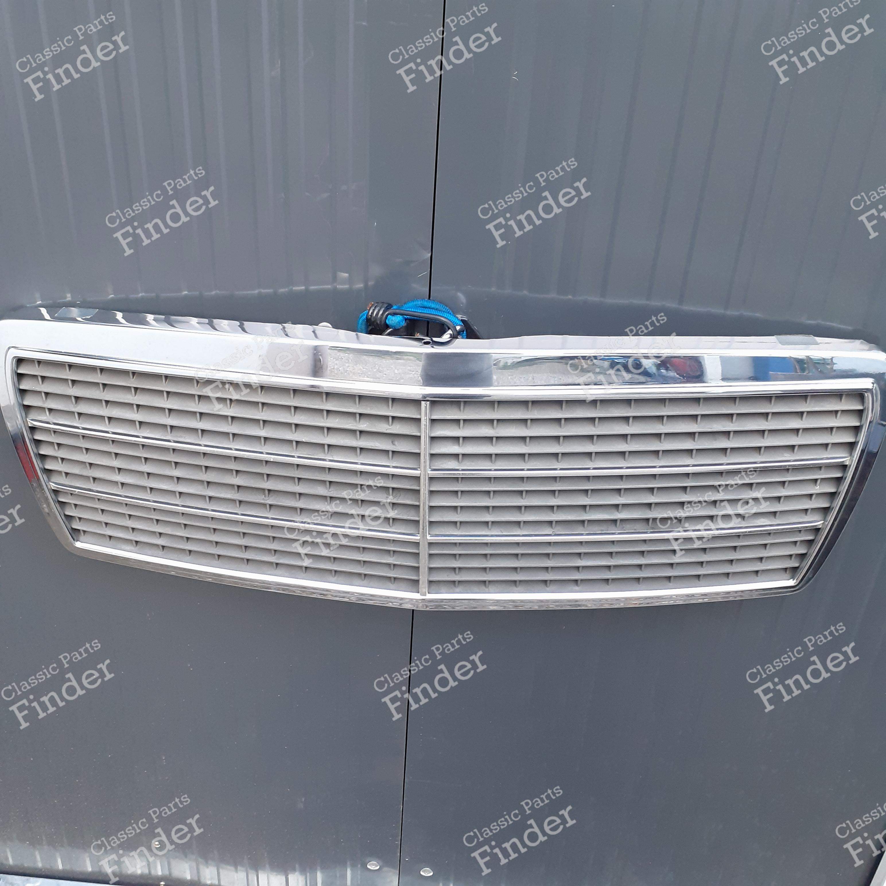 Mercedes-Benz W202 フロントグリル 838a0c35-ce2c-49f6-9b73-