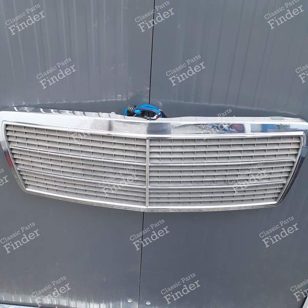 Front grille - MERCEDES BENZ C (W202) - 2028880023- 0