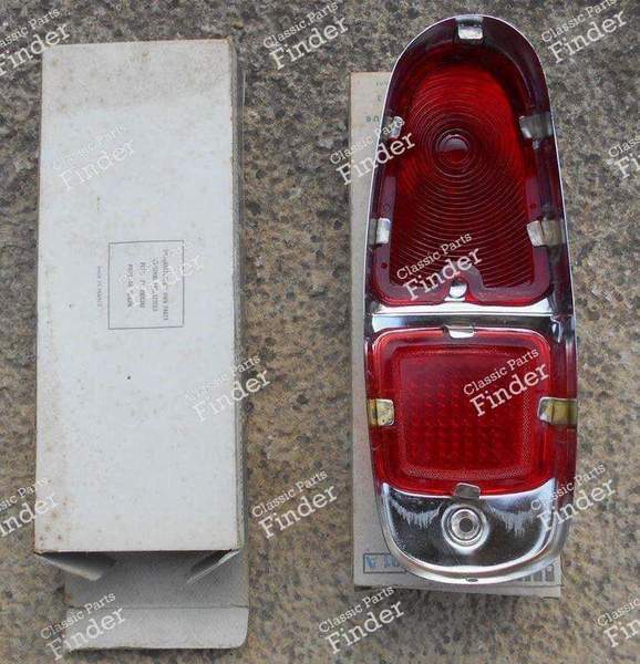 Cabochon for right rear light - PEUGEOT 403 - 202 (?)- 0