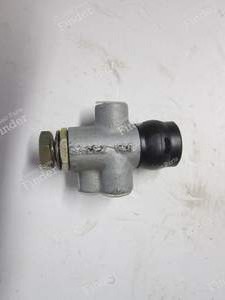 BRAKE DISTRIBUTOR - 1965-1975 for PEUGEOT J7