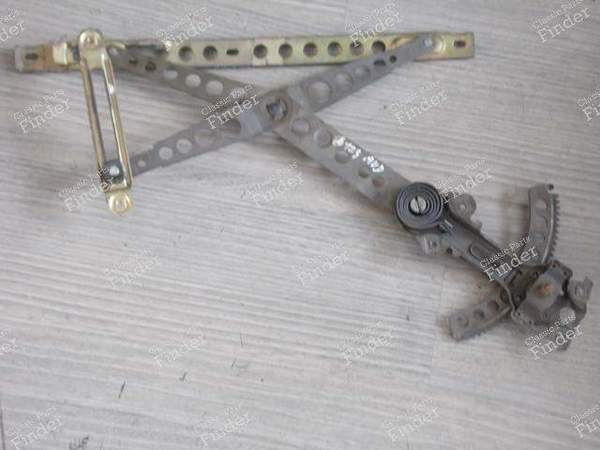 LEVE-VITRE AVANT DROIT - MERCEDES BENZ W123 - 1237202246- 0