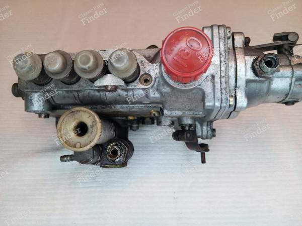 200/220D Mechanical Fuel Injection Pump - MERCEDES BENZ /8 (W114 / W115) - FP/K 22 M13- 1
