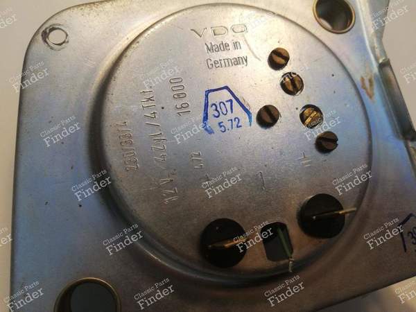 Rev counter - BMW 1502 / 1602 / 1802 / 2002 / Touring (02-Serie) - 230/33/4- 6