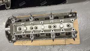 Rebuilt Straight Port Cylinder head with cam covers and inlet manifold - JAGUAR Type E