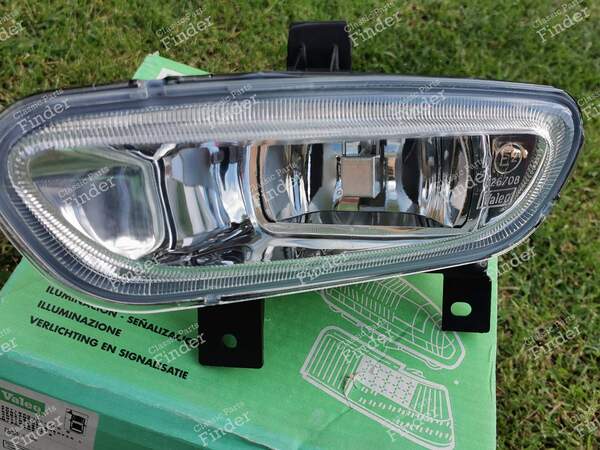 Front left fog light  (for older shape of bumper model) - PEUGEOT 406 Coupé - 67720899- 8