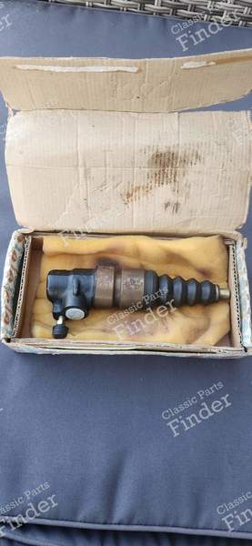 Cylindre récepteur embrayage - AUDI 100 / 200 / 5000 (C2) - 857721261 / 431721261 / 443721261- 5