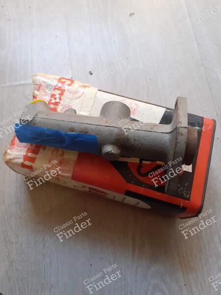 Brake master cylinder - PEUGEOT 504 - 311539- 0