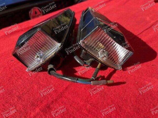 Two brand new rear lights for ID DS 19 or 21 CONFORT - CITROËN DS / ID - 578 / DM 544-02- 4