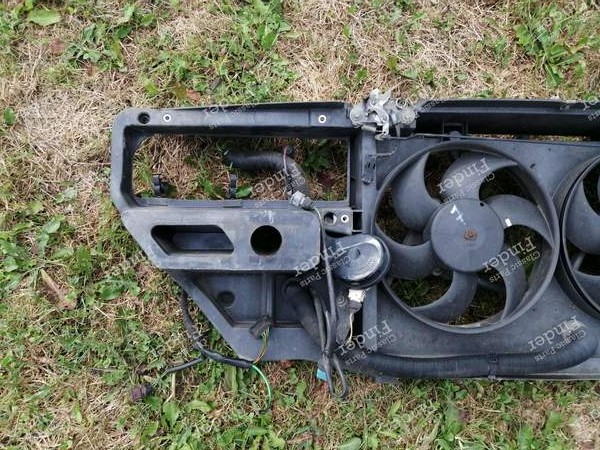 Vorderfront mit doppelten Lüftern + doppelter Hupe - CITROËN XM - 1