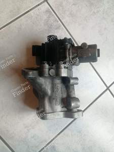 EGR valve 2.2 hdi engine - CITROËN C6