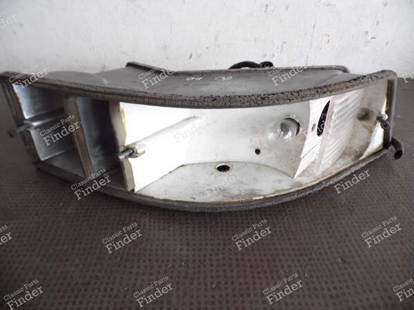 BOITIER FEU ARRIERE DROIT - PORSCHE 911 / 912 E (G Modell) - 91163194000 / 90163140403 / 91163140403 / 91163140430- 0