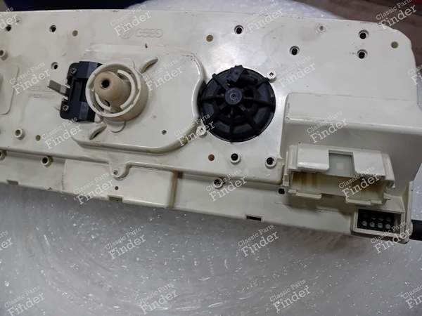 Zähler - VOLKSWAGEN (VW) Passat (B3-B4) - 357919033AD / 6160464014- 2