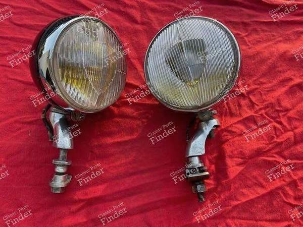 Pair of fog lights - CITROËN Traction Avant (7 / 11 / 15) - 630- 0