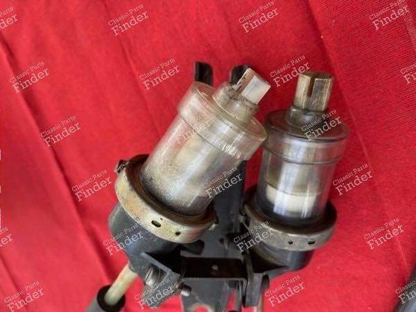 Double-hydraulic rotating headlight control - CITROËN SM - 6