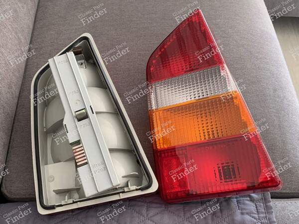 2 komplette Rückleuchten - CITROËN CX - 8076 M- 2