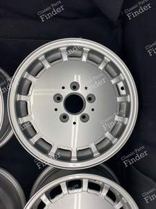 Original 'Sportline Gullideckel' Leichtmetallfelgen 7Jx15 ET41 - MERCEDES BENZ E (W124) - 1244010902- thumb-3