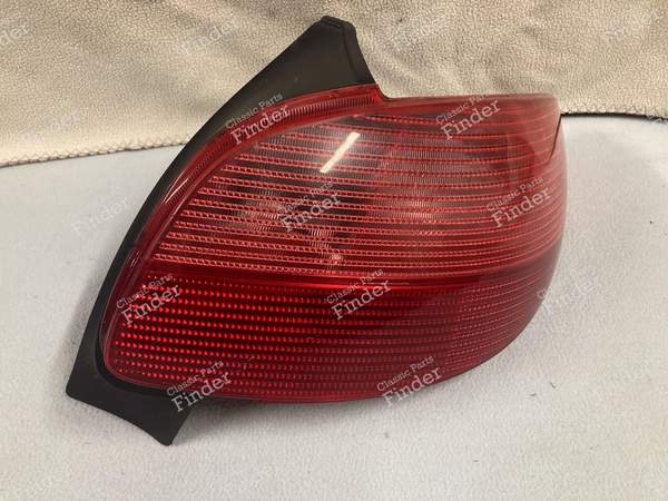 Taillight - phase 1 - PEUGEOT 206 - 2531D- 0