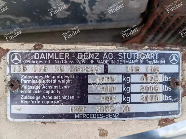 220D - to restore fully or for parts - MERCEDES BENZ /8 (W114 / W115) - 115.115- 9