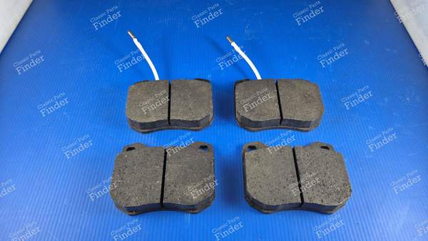 Set of 4 front brake pads - PEUGEOT 505 - 425016- 0