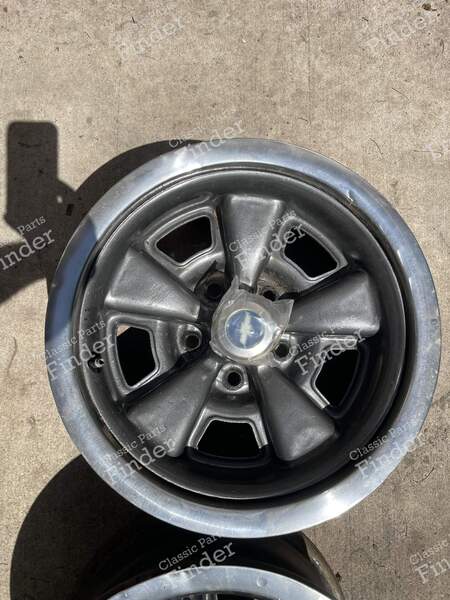 Set of 4 Wheels - CHEVROLET Chevelle / Malibu / El Camino - 1