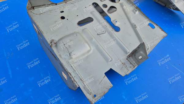 Front panel frame - PEUGEOT 404 Coupé / Cabriolet - 710518- 2
