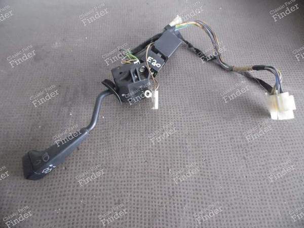COMMODO DE CLIGNOTANTS - BMW 3 (E30) - 1373023- 0