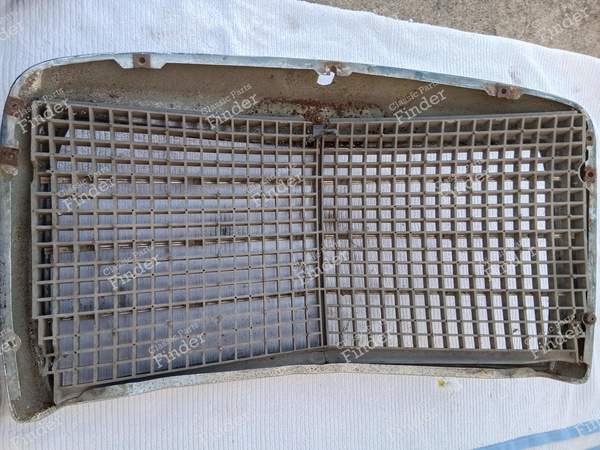 Grille & Shell - MERCEDES BENZ /8 (W114 / W115) - A1158880315- 1