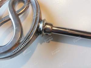 Sigle extérieur version '8' cylindres - STUDEBAKER Dictator / Director / Commander - thumb-6