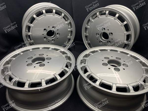 Original 'Gullideckel' Alloy Wheels 6Jx15 ET49 - MERCEDES BENZ 190 (W201) - 2014001502- 0