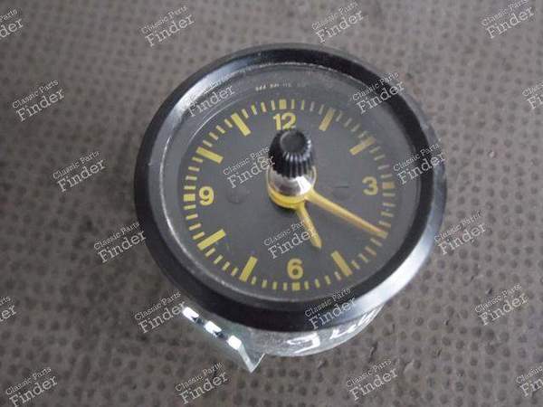 ANALOGUHR - PORSCHE 944 - 94464111500- 9